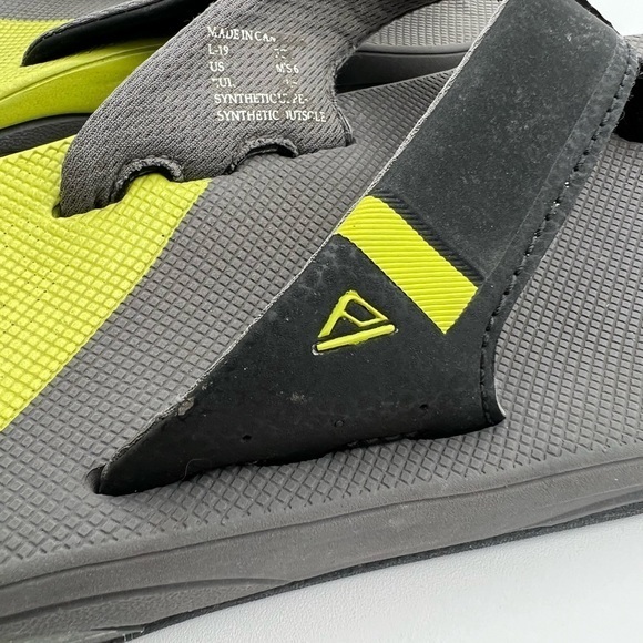 REEF Sandals - size Medium 5/6 - Picture 12 of 13